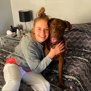 Meet your Posher, Casey